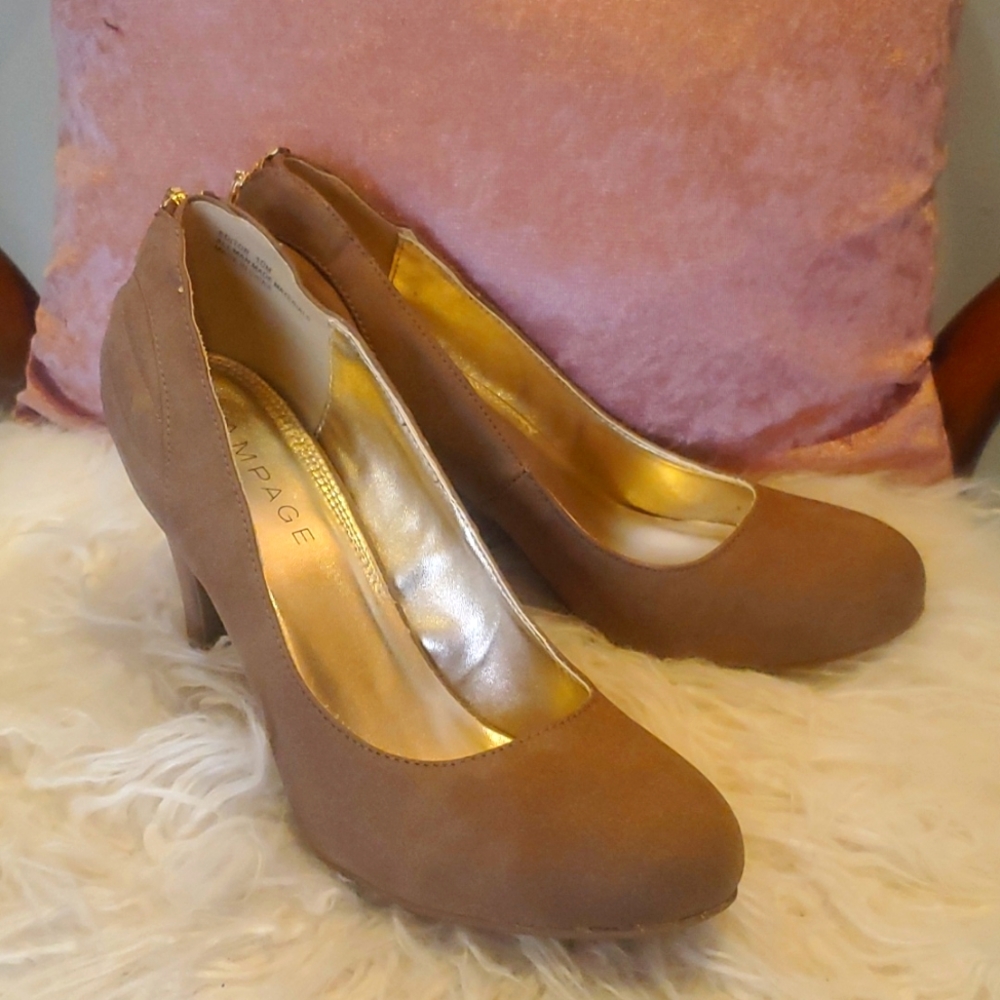 Rampage Tan Zipper Back Pumps Heels Shoes